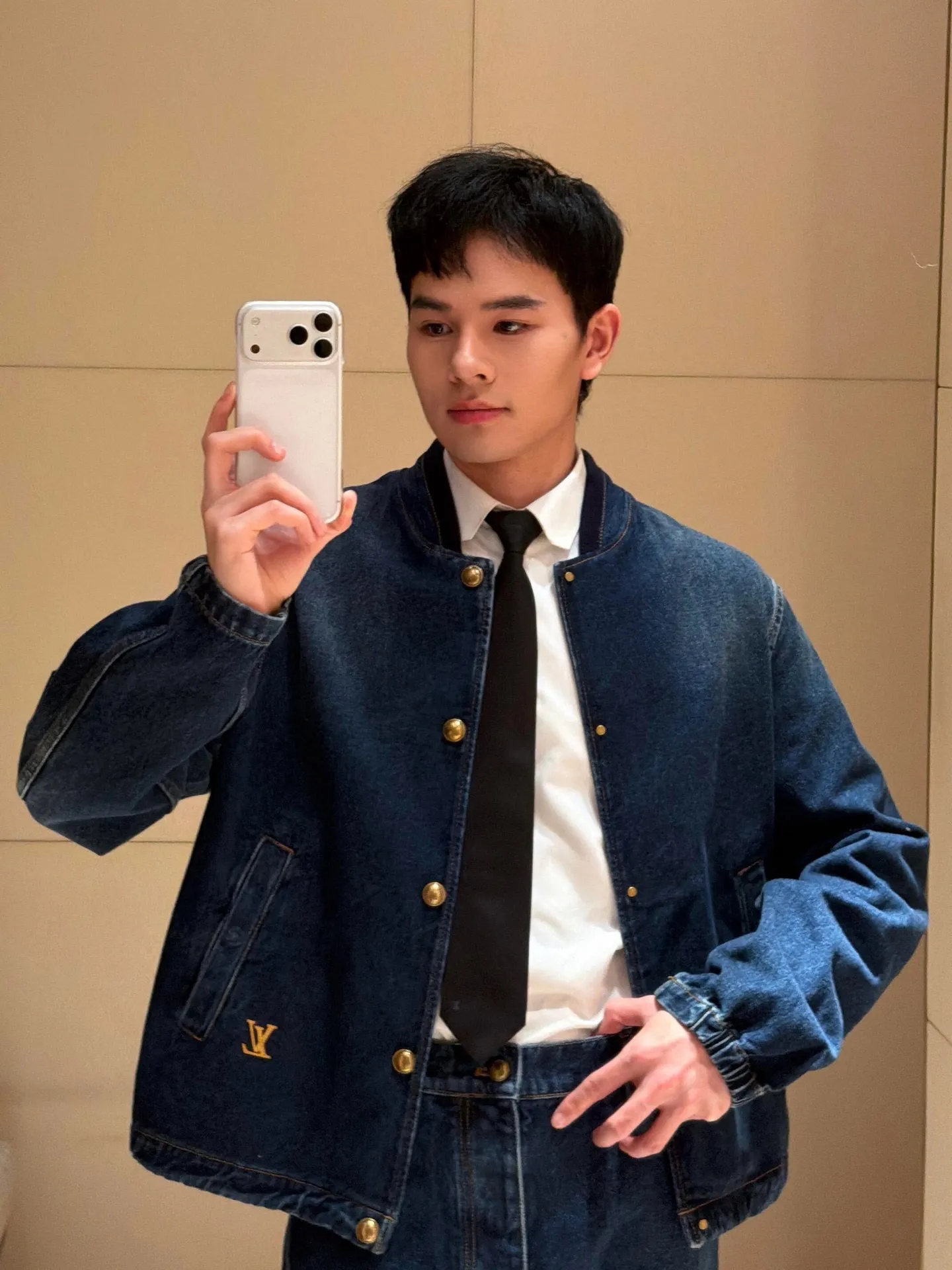 Louis Vuitton/